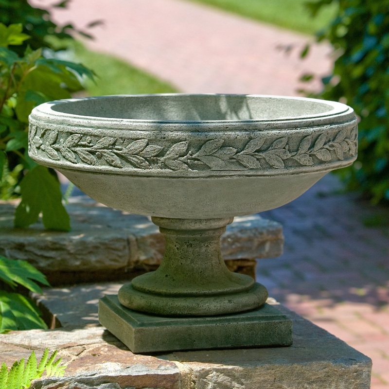 Longwood Laurel Banded Urn Garden Planter