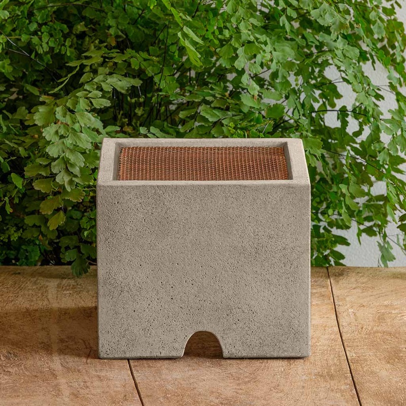 Wide Fountain Splash Guard