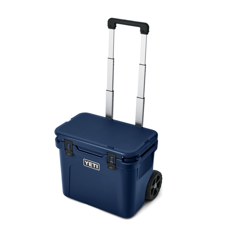YETI Roadie 32 Wheeled Cooler White